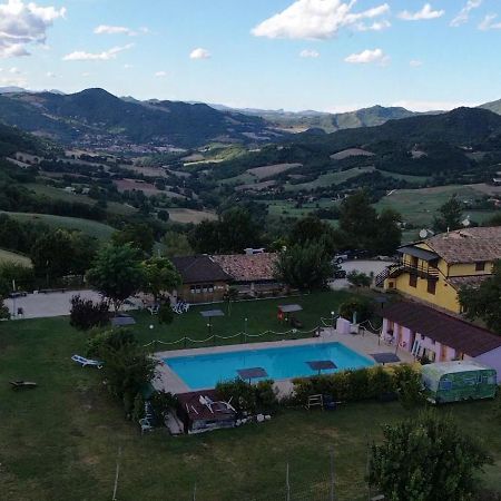 Agriturismo Ca'Pierello Smirra ภายนอก รูปภาพ